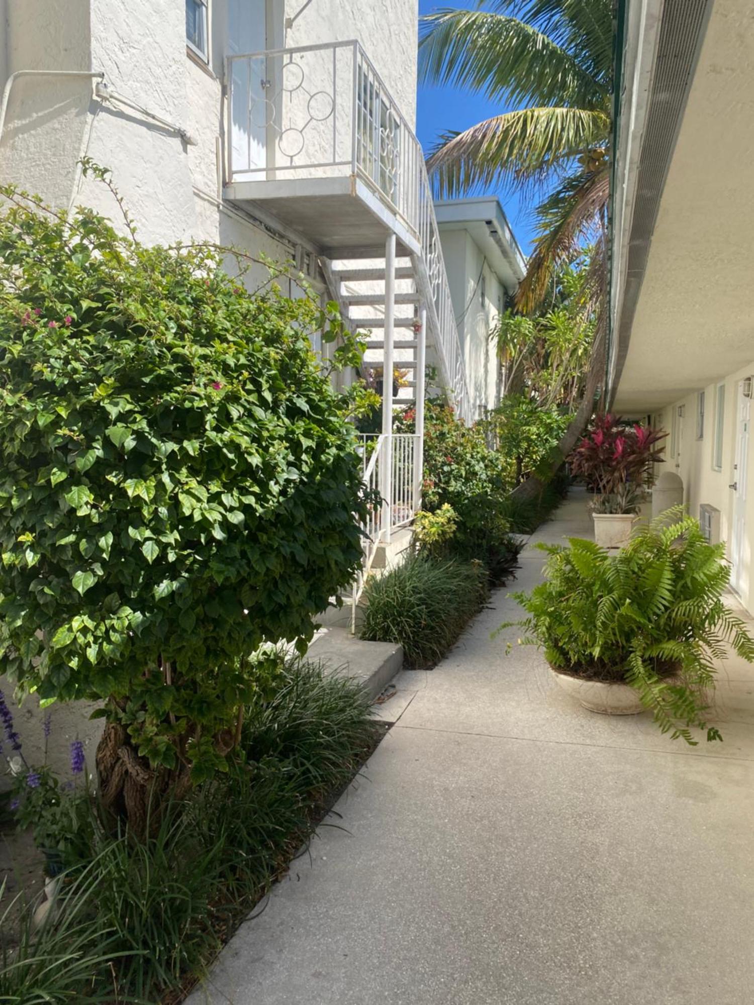 Queens Lodge Motel West Palm Beach Bagian luar foto